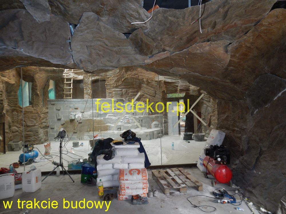 picture/felsdekor_5_dekorbet_copsa_kunstfelsen_decoflex_gdansk_zoo_lwy_02.jpg