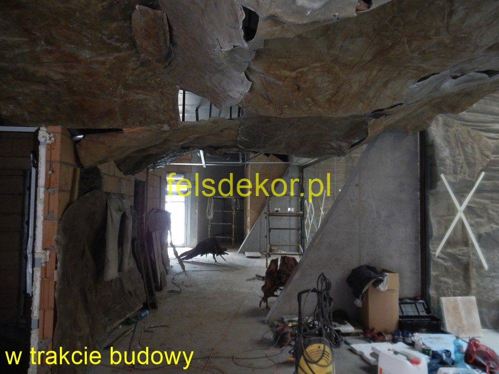 picture/felsdekor_5_dekorbet_copsa_kunstfelsen_decoflex_gdansk_zoo_lwy_04.jpg