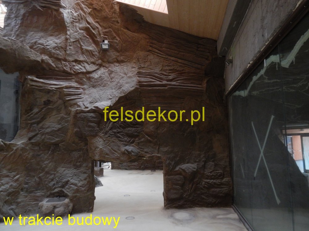 picture/felsdekor_5_dekorbet_copsa_kunstfelsen_decoflex_gdansk_zoo_lwy_23.jpg